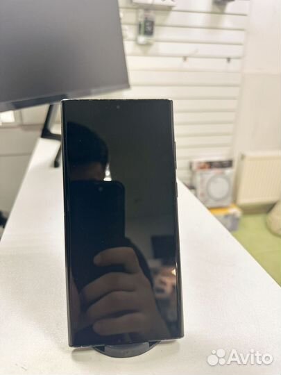 Samsung Galaxy S22 Ultra, 12/512 ГБ