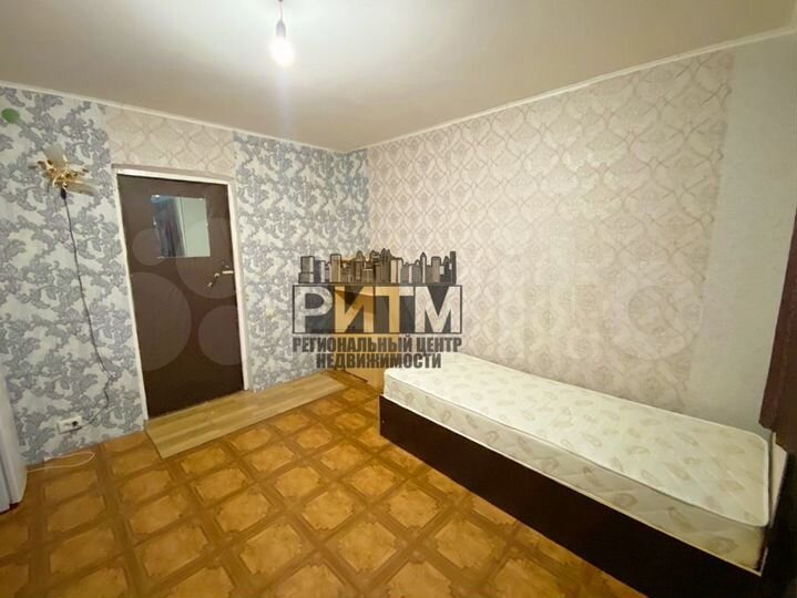 Комната 12,5 м² в 8-к., 9/9 эт.