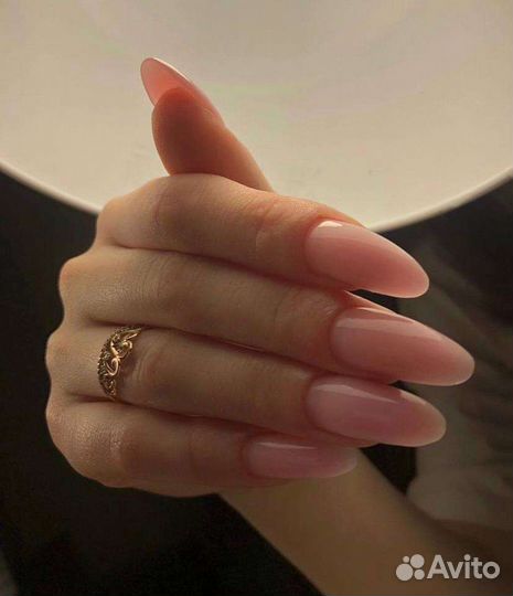 Маникюр педикюр