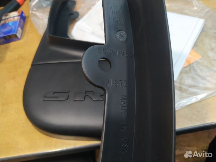 Брызговики задние Cadillac SRX 1 цена за пару