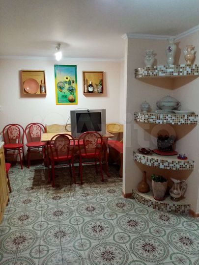 Комната 15 м² в 5-к., 3/3 эт.