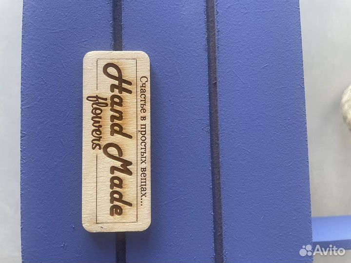 Деревянный ящик для подарка