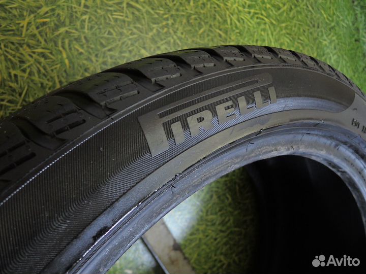 Pirelli Winter Sottozero 3 245/40 R18 97V