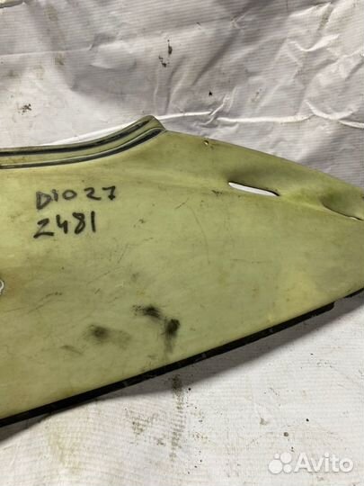 Боковой пластик правый Honda Dio AF-27 / 28