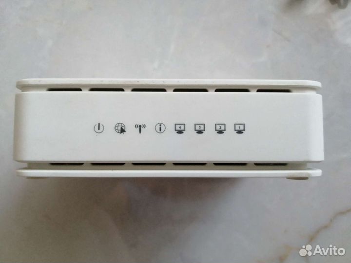 Роутер Wi-Fi QBR-1041WU v2S