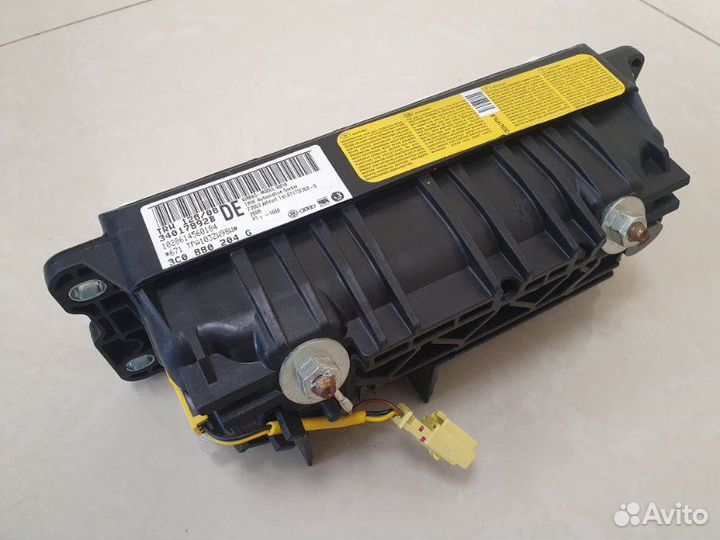 Подушка безопасности пассажира Volkswagen Passat