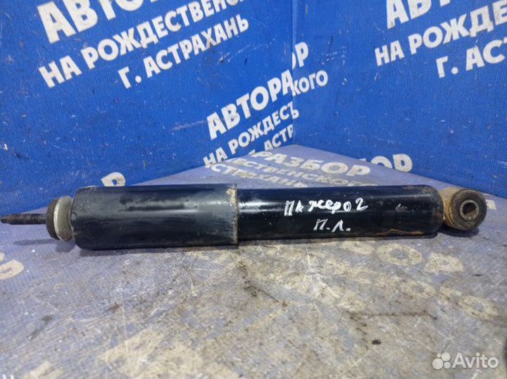 Передний амортизатор Mitsubishi Pajero 2