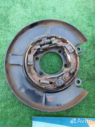 Кожухи задних дисков Ниссан Икс Трейл Т31