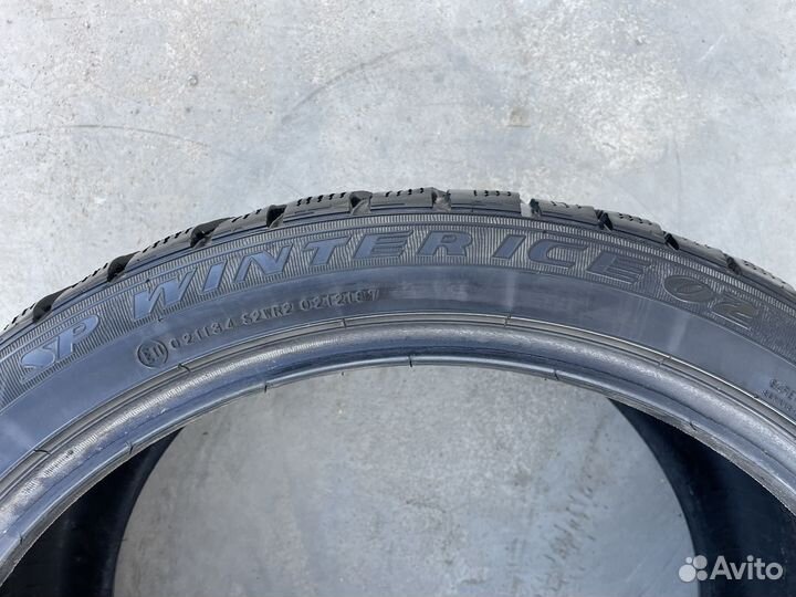 Dunlop SP Winter Ice 02 275/35 R20