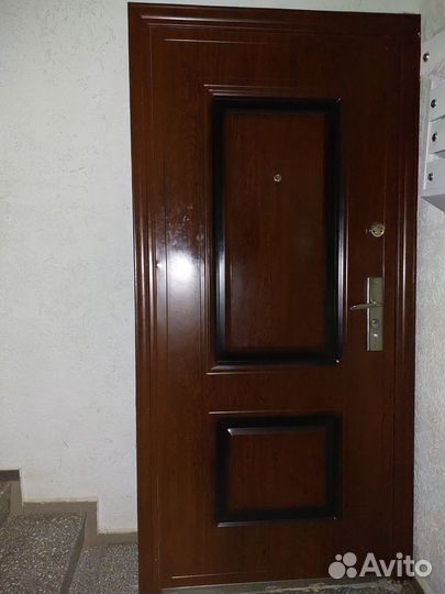 Дверь входная металлическая