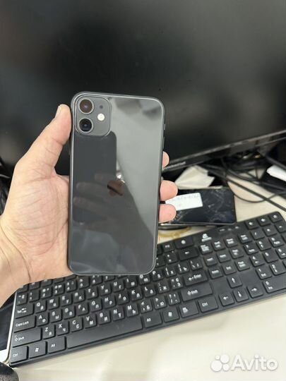 iPhone 11, 128 ГБ