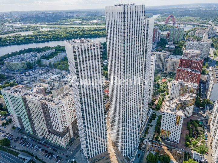 3-к. квартира, 82,5 м², 36/53 эт.