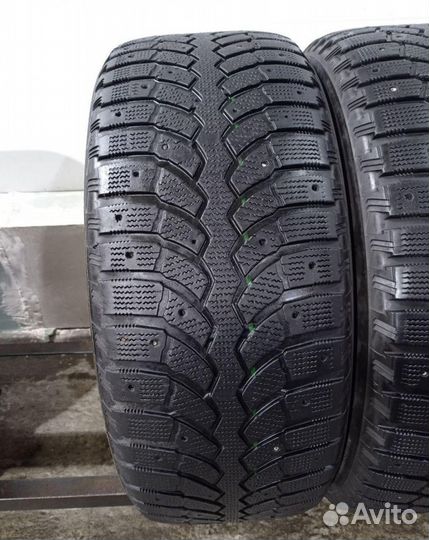 Bridgestone Blizzak Spike-01 255/55 R18 99W