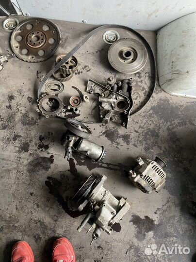 Двигатель в разборе