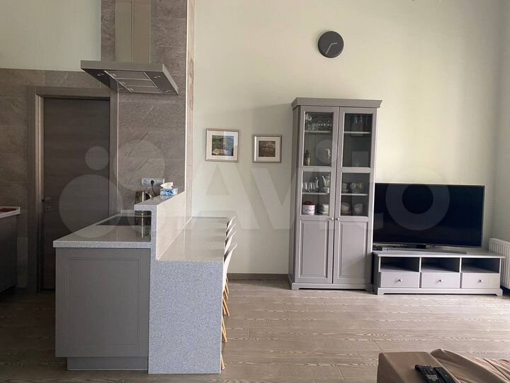 3-к. квартира, 80 м², 1/5 эт.