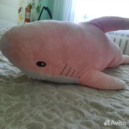 Плюшевая акула