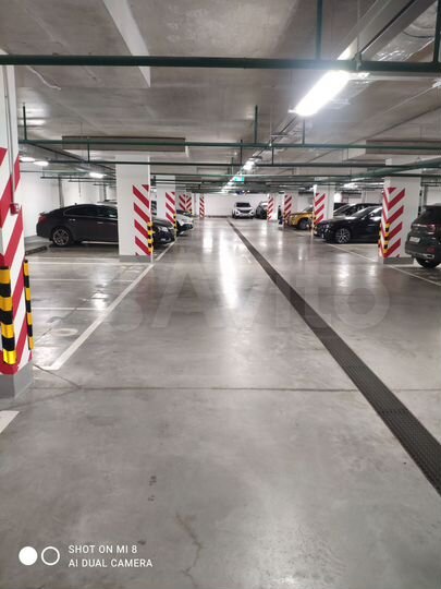 Машиноместо, 14 м²