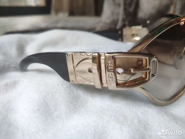 Солнцезащитные очки gucci