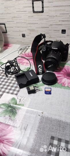 Фотоаппарат Canon EOS 1000D