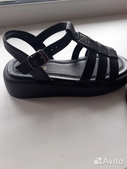 Босоножки женские новые 37 размер
