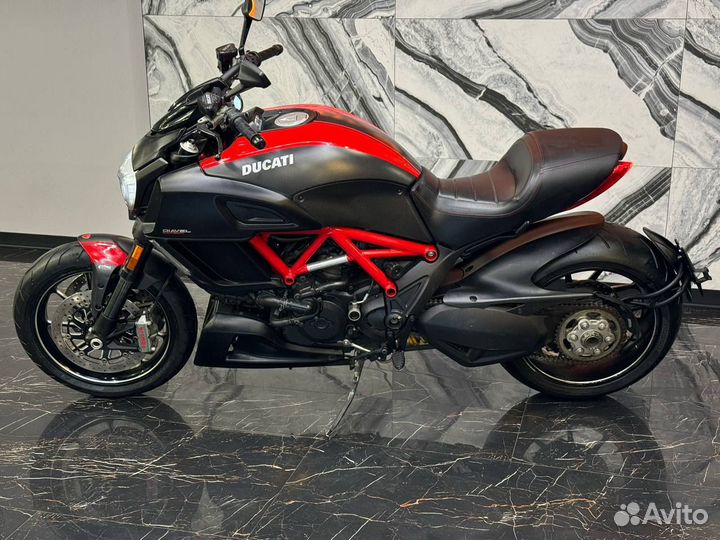 Ducati Diavel Carbon