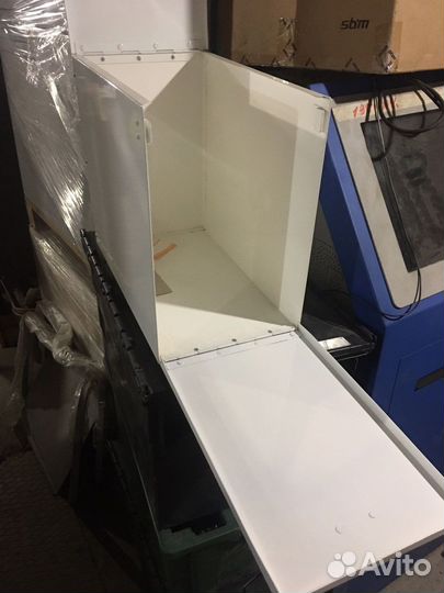 Бокс металлический