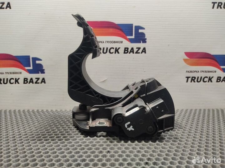 82849300 Педаль газа Volvo FH