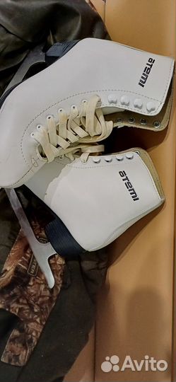 Фигурные коньки edea