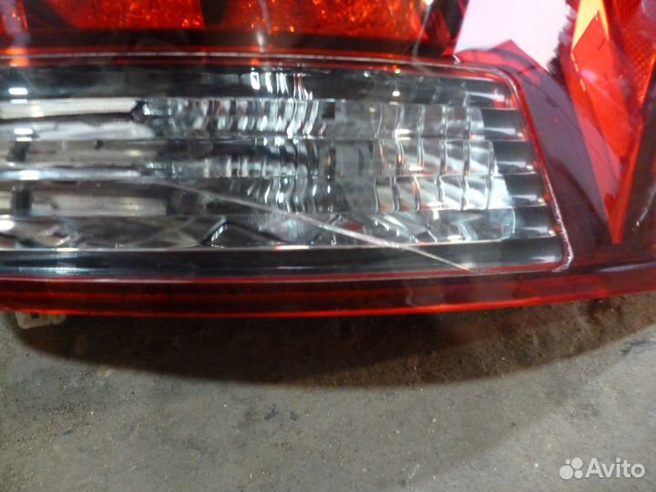 Mitsubishi outlander 3 фонарь правый