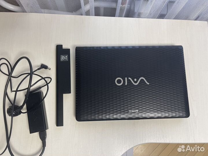 Ноутбук Sony vaio pcg-71812V