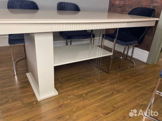 Кухонный стол