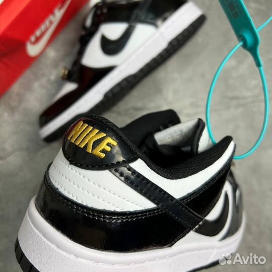 Nike Dunk Low SE World Champs Black White