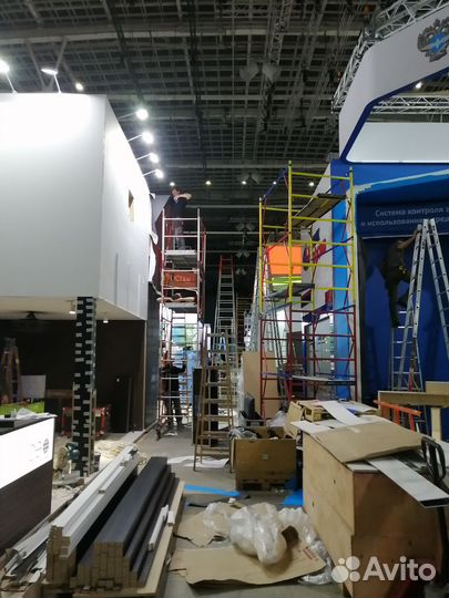 Монтажник декораций