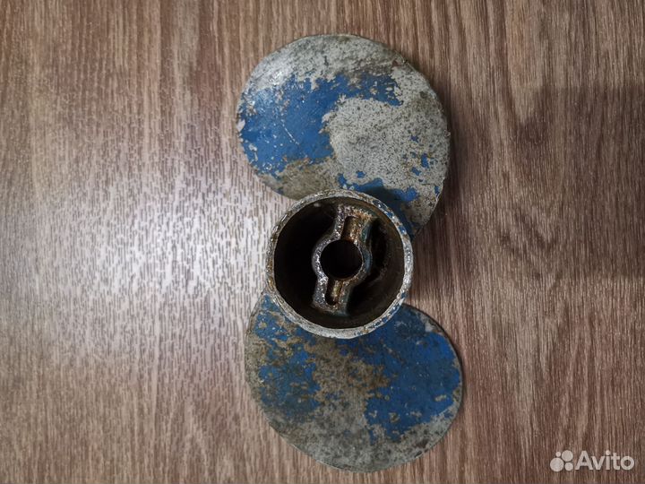 Винт для лодочного мотора