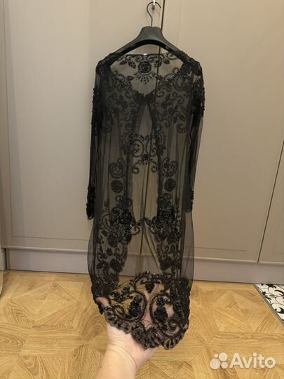 Накидка прозрачная с ручной вышивкой