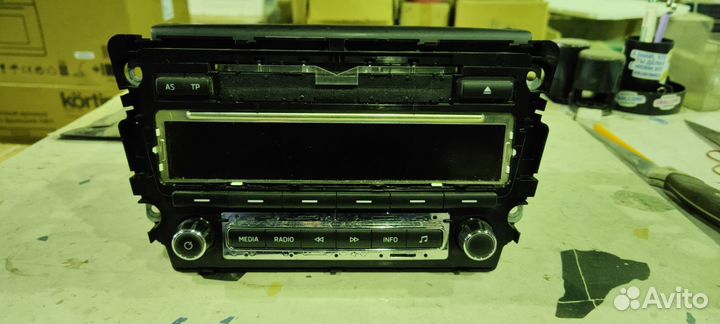 Магнитола Skoda Rapid (2012-2020) 5J0035161E