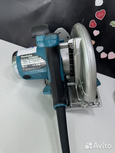 Пила дисковая Makita 5008MG, 210 мм, 1800 Вт