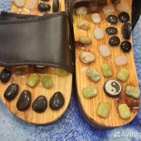 Акупунктурная массажная обувь