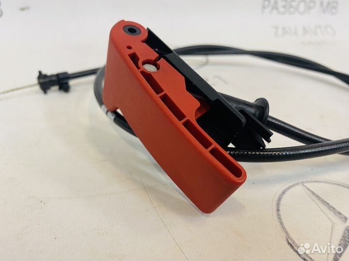 Ручка открывая капота Mercedes W204