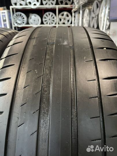 Michelin Pilot Sport 4 235/50 R18