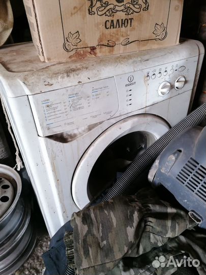 Стиральная машина indesit