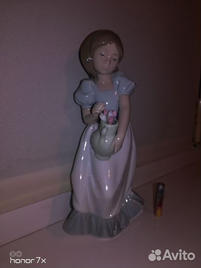 Статуэтка фарфор NAO lladro