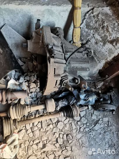 Renault symbol симбол символ