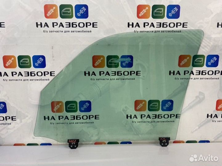 Стекло двери переднее правое Ford Explorer UN150