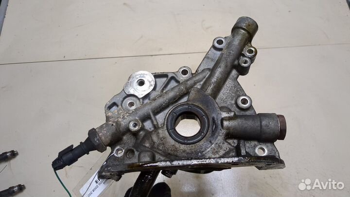 Насос масляный Opel Corsa C, 2001