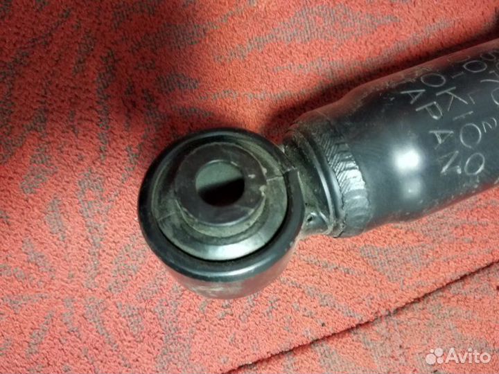 Амортизатор задний Subaru Forester S13 2012+