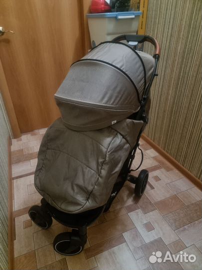 Коляска mowbaby SMART