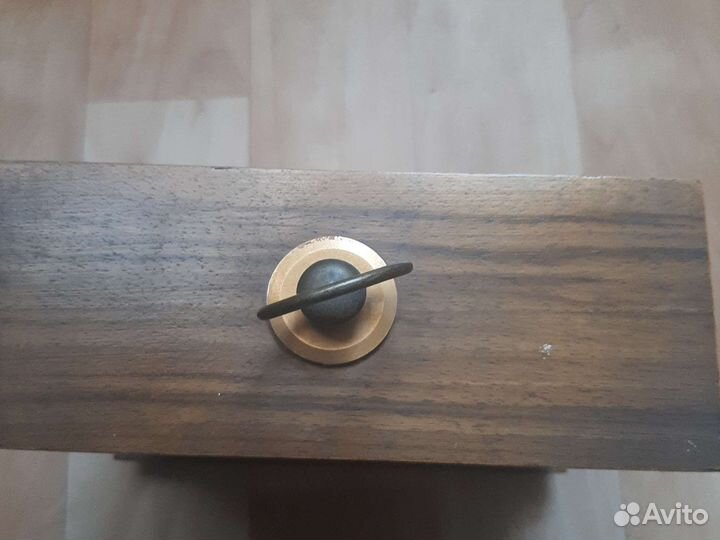 Настольные часы