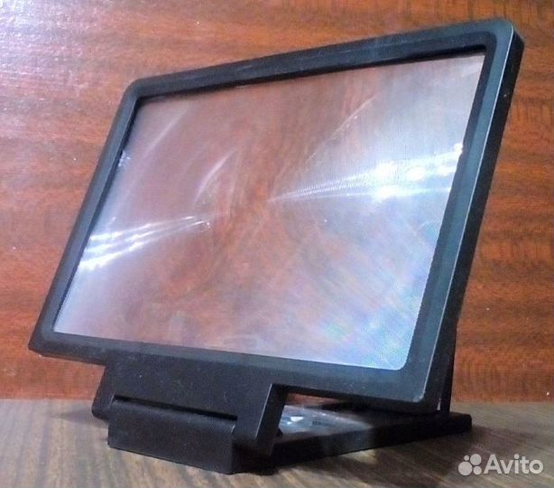 Проектор (увеличитель изображения) смартфона