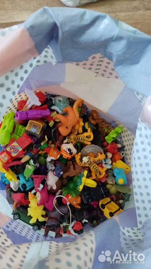 Лего, карточки, киндеры, игрушки